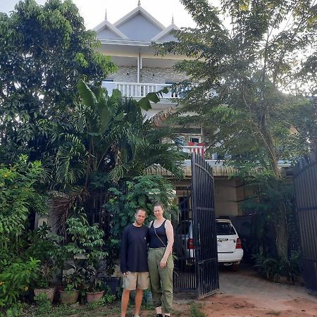 Realkhom Villa Siem Reap Buitenkant foto